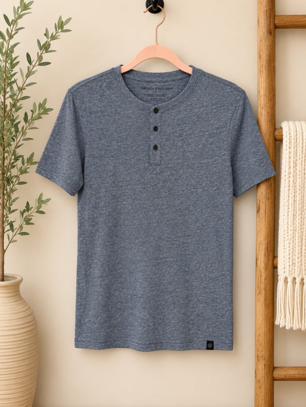 Threads 4 Thought Men’s Heather Blue Henley Shirt XS NWT